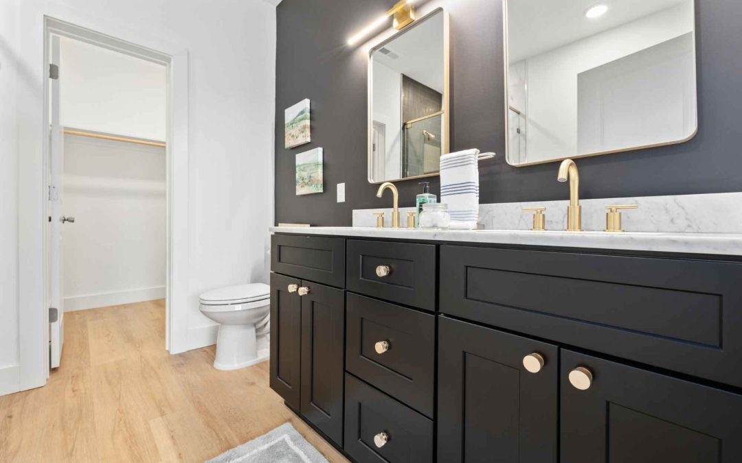 4 Bathroom Staging Tips to Instantly Elevate Your Home
