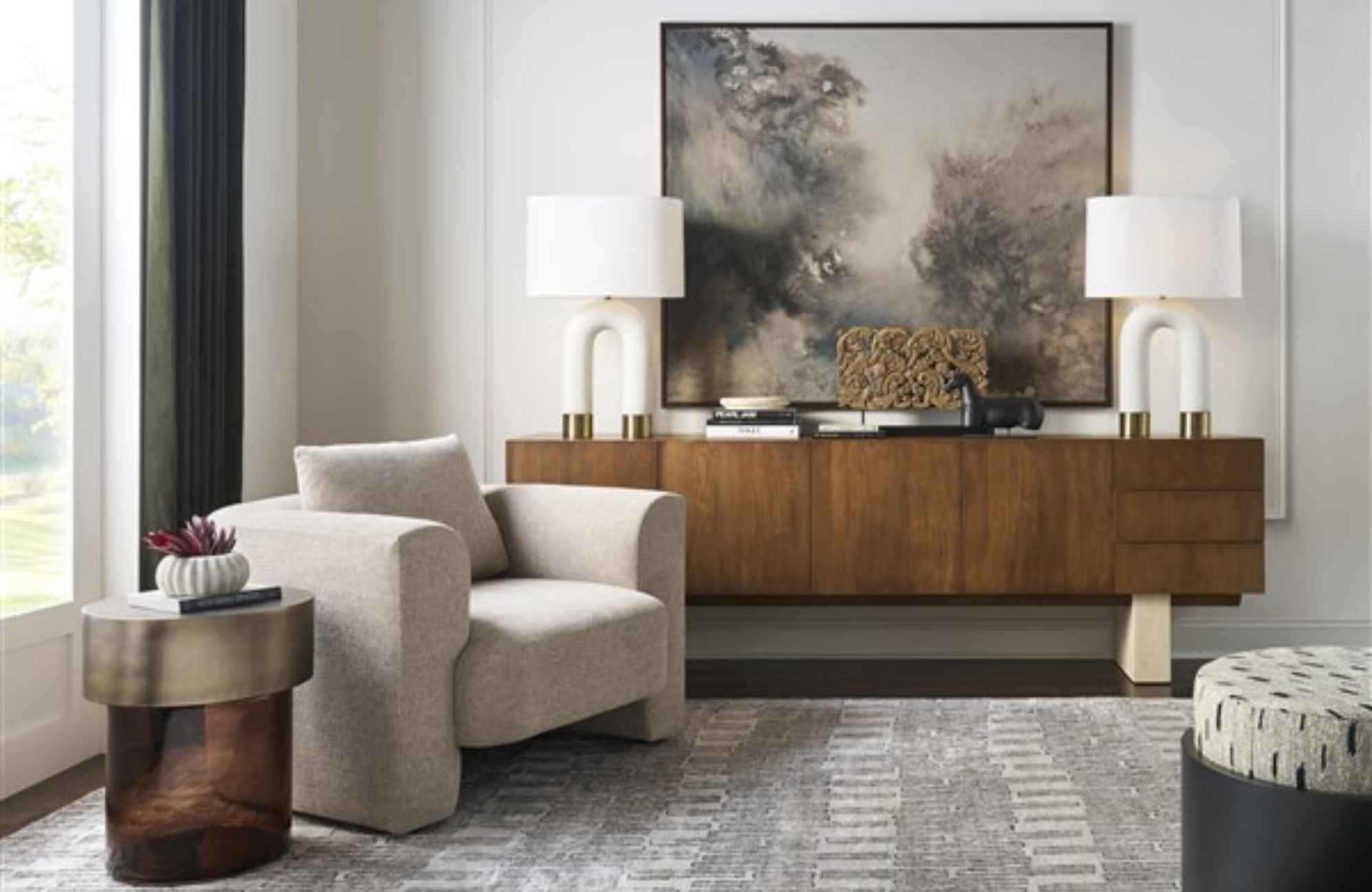 Maximizing Your Home’s Value with the Power of Staging 3 mickler-and-co-design-studio-carolina-beach-nc-maximizing-your-homes-value-with-the-power-of-staging-high-quality-curated-living-room-home-staging