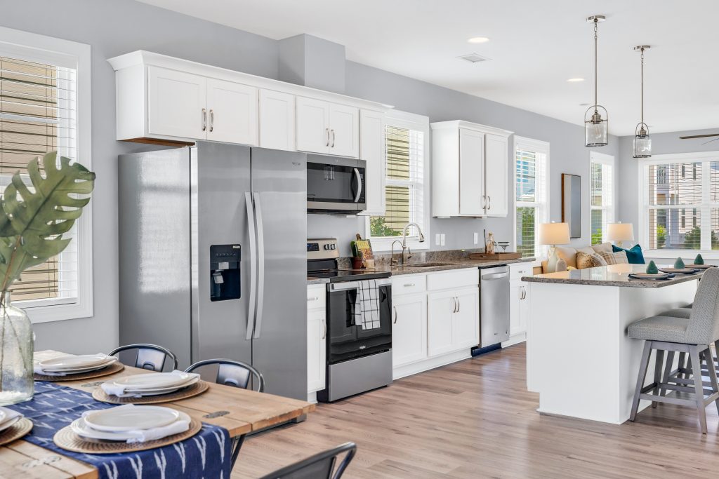 Virtual Home Staging in Real Estate: How Does It Affect Your MLS Listing? 2 1Q3A3057